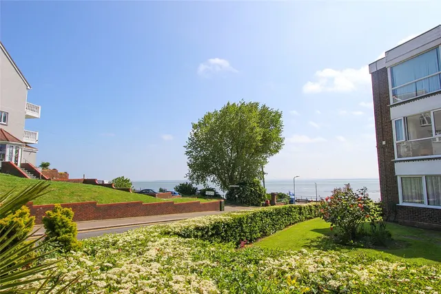 Shorefield Road, Westcliff-on-Sea, SS0, photo 2