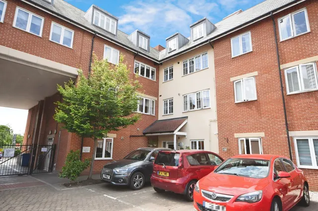 Ongar Road, Brentwood, photo 1