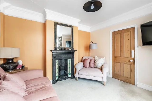 Photo 3 — St. Johns Road, Sevenoaks, Kent, TN13 3LR