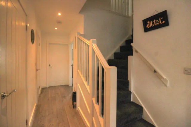 Meadowbrook Rise, Blackburn, BB2, photo 3