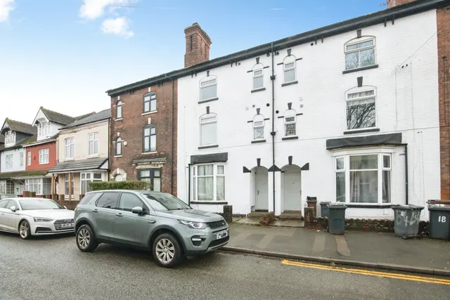 Wellington Road, Bilston, photo 1