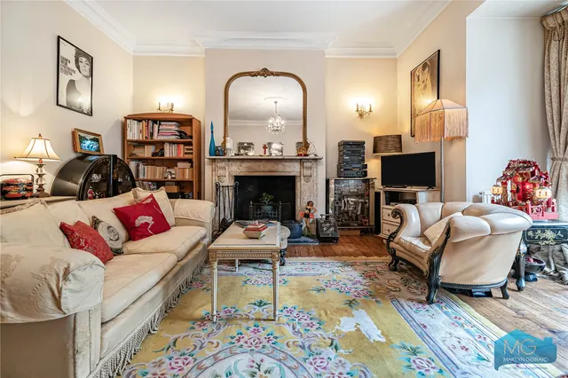 Hornsey Rise, London, N19, photo 3