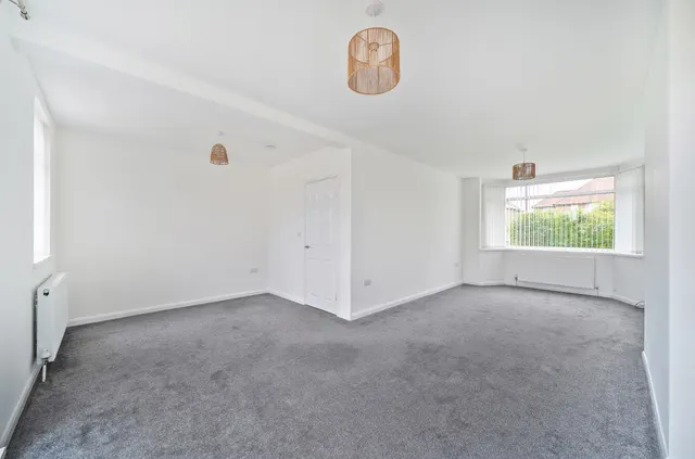 St. Margarets Close, Cottingham, HU16, photo 2