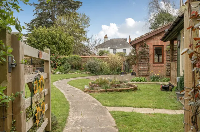 Church Green, Churchfields, TA21, photo 2