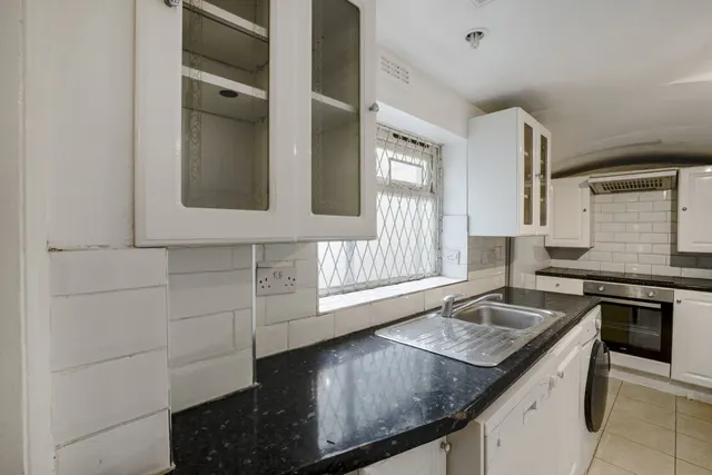 Castletown Road, West Kensington, W14, photo 2