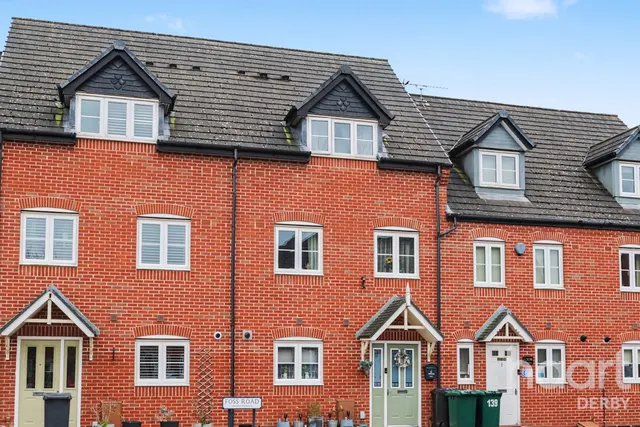 Foss Road, Hilton, DE65, photo 1
