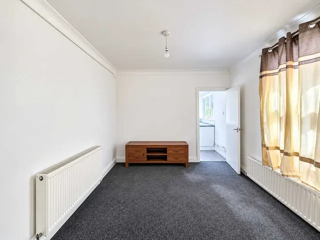 Livingstone Road, Southampton, SO14, photo 2