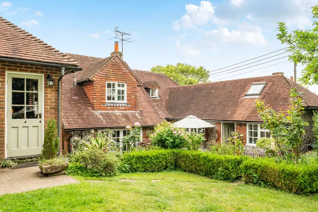 South Lane, Houghton, BN18, photo 1