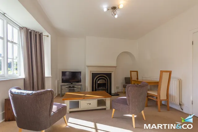 The Circle, Harborne, B17, photo 2