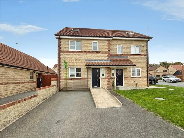Galway Mews, Harworth, Nottinghamshire, DN11, photo 1