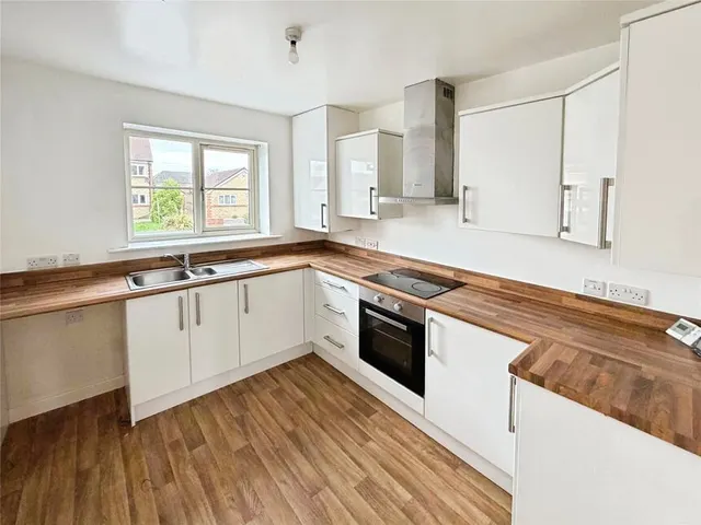 Photo 2 — Galway Mews, Harworth, Nottinghamshire, DN11