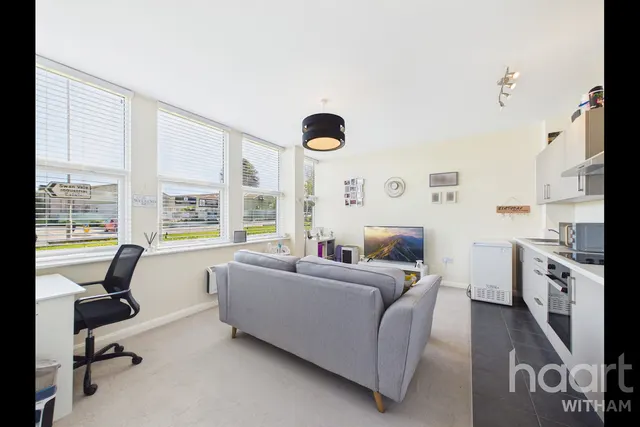 Crittall Road, Witham, CM8, photo 2