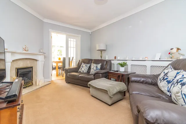 Photo 2 — Ashington Close, Leicester, Leicester, LE3 9BA