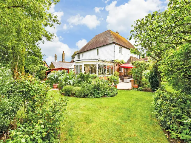 Wotton Court, St Nicholas At Wade, CT7, photo 2