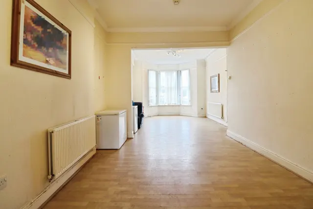 Photo 2 — Crwys Road, CARDIFF, South Glamorgan, CF24