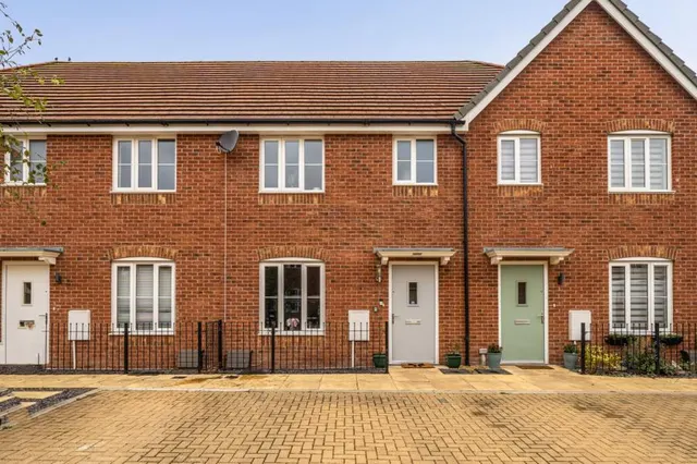 Queen Gardens, Harwell, OX11, photo 1