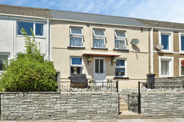 Wern Road, Swansea, SA9, photo 1