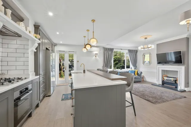Ethelbert Road, Wimbledon, SW20, photo 2