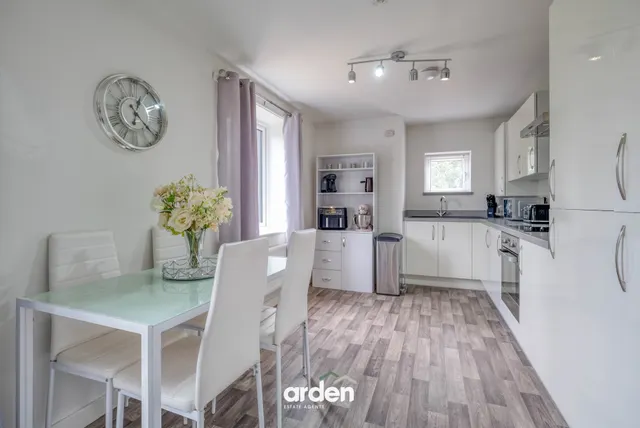 1 bedroom flat, Henshaw Court, Shirley, B90