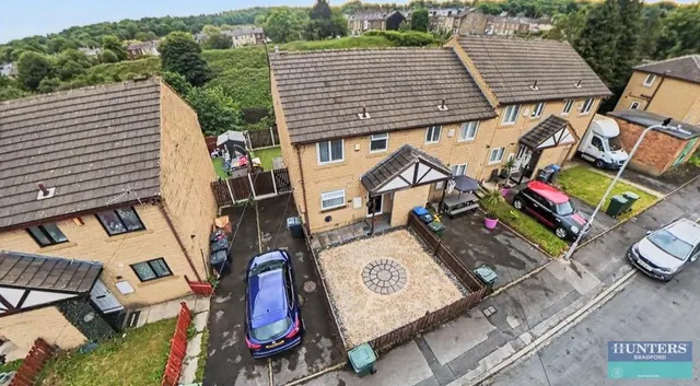 Winnard Row, Off Birch lane, Bradford, BD5 8NZ, photo 1