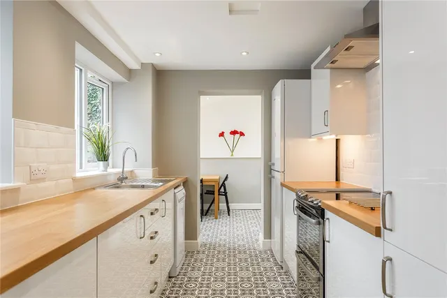 York Terrace, Exeter, EX4, photo 2