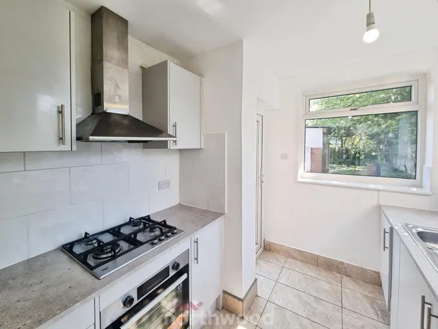 Hardy Road, Wheatley, DN2, photo 3