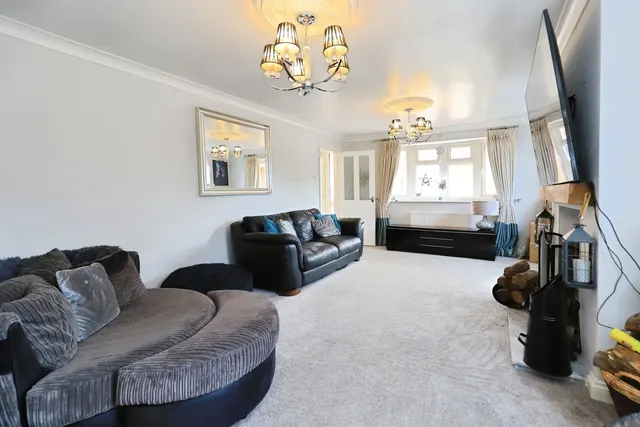 Worcester Road, Stourport-On-Severn, DY13, photo 3