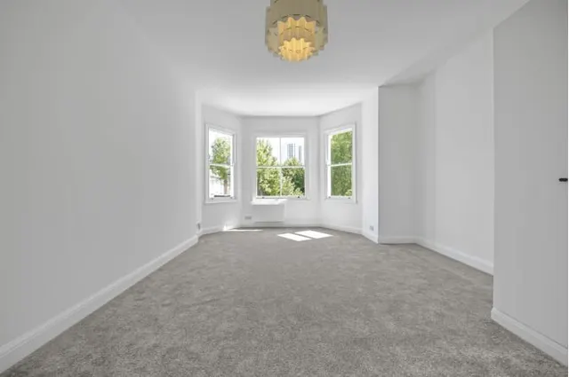 Adamson Road, London, NW3, photo 2