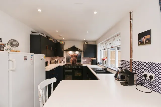 Wickhurst Rise, Brighton, BN41, photo 3