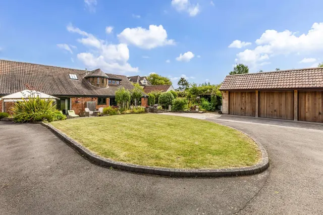 Eastwood Park, Falfield, GL12, photo 1