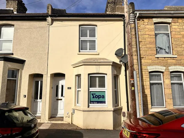 Shakespeare Road, Gillingham, ME7, photo 1