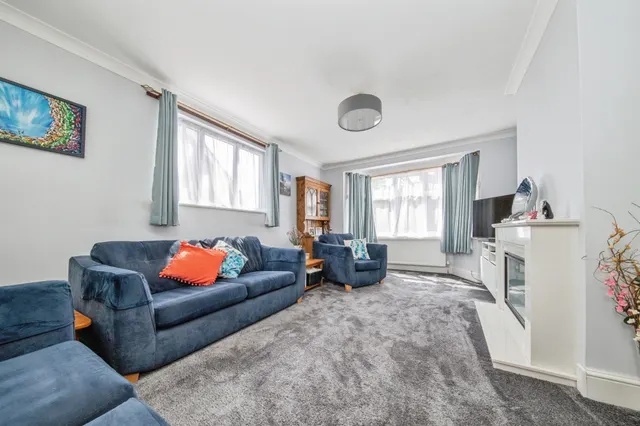 St. Osyth Road West, Little Clacton, CO16, photo 3