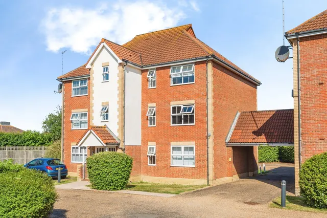 Quebec Close, Eastbourne, photo 1