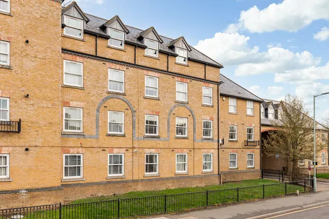 Bowsher Court, WARE, Ware, SG12 7EB, photo 1