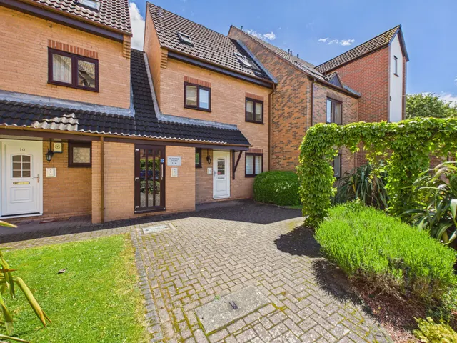 Flamingo Court, Nottingham, NG7, photo 1