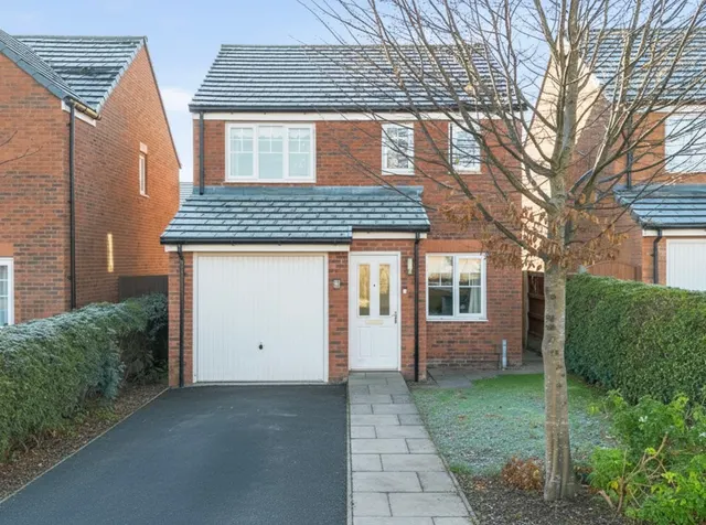 Castleton Drive, Warrington, Warrington, WA1 2GQ, photo 1