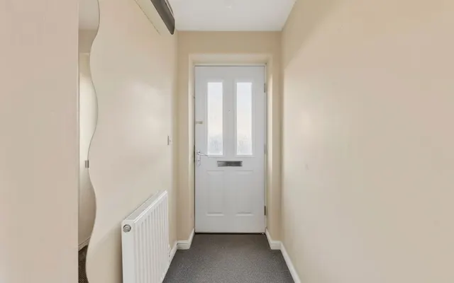 Photo 3 — Castleton Drive, Warrington, Warrington, WA1 2GQ