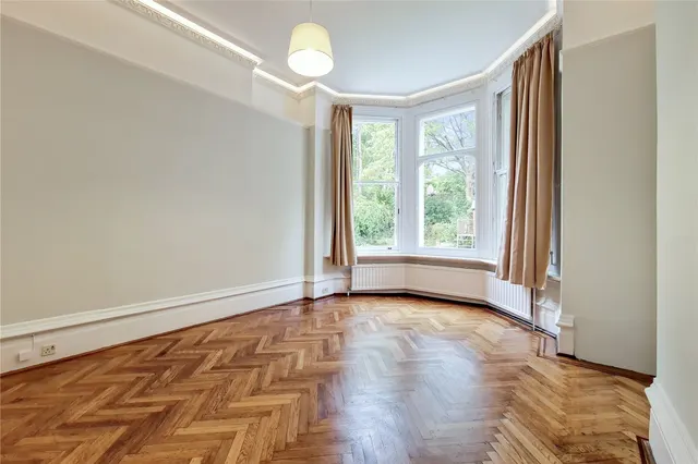 Netherhall Gardens, Hampstead, NW3, photo 3