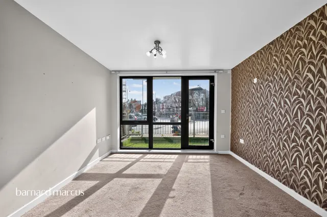 Mitcham Road, London, SW17, photo 1