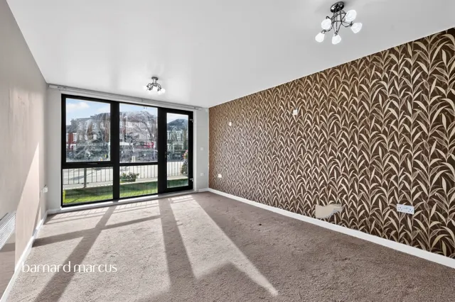 Mitcham Road, London, SW17, photo 3