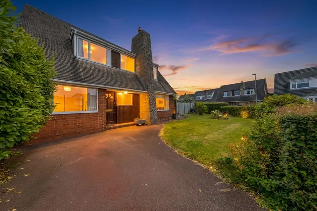 Ridgewell Avenue, Lowton, WA3, photo 1
