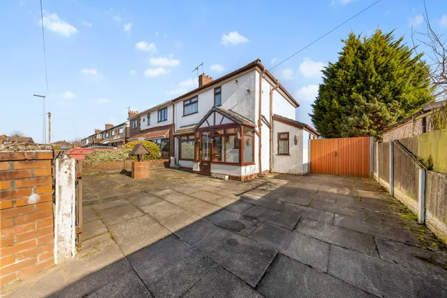 Capesthorne Road, Warrington, Warrington, WA2 9AF, photo 1