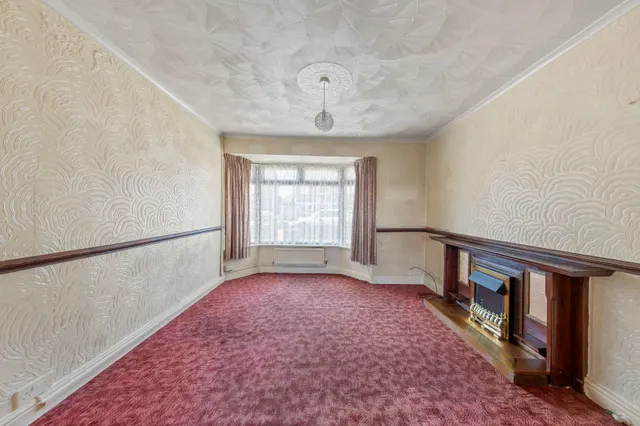 Photo 2 — Capesthorne Road, Warrington, Warrington, WA2 9AF