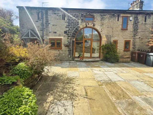 Main Street, Wilsden, BD15, photo 1