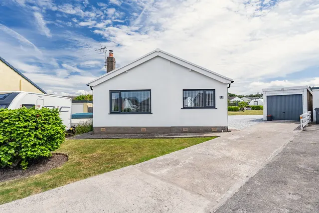 Coed Gwern, Abergele, LL22 7EL, photo 1