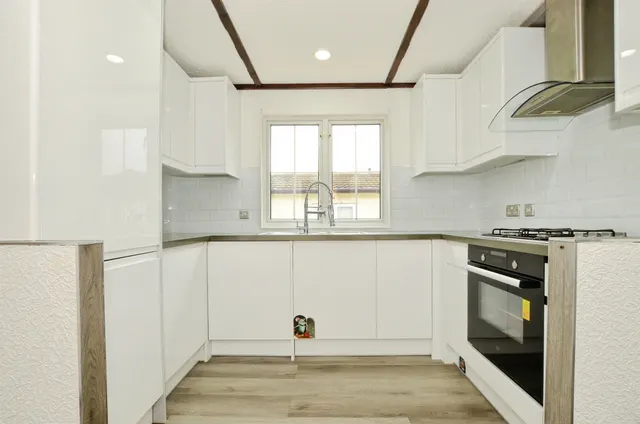 Bower Heath Lane, Harpenden, AL5, photo 2