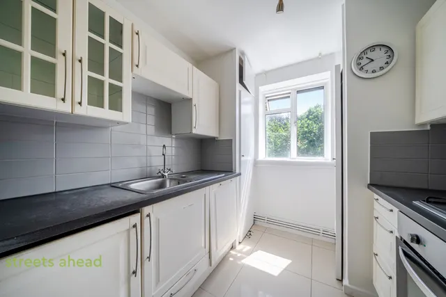Kingswood Estate, London, SE21, photo 3