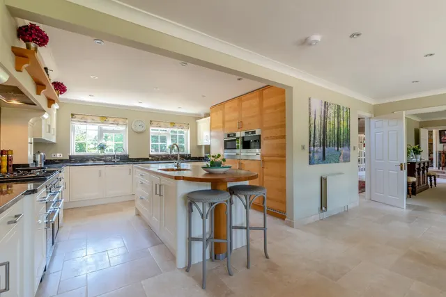 Photo 3 — Park Lane, Britford, Salisbury, Wiltshire, SP5 4EA