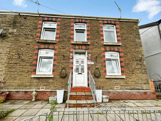 Swansea Road, Pontardawe, SA8, photo 1