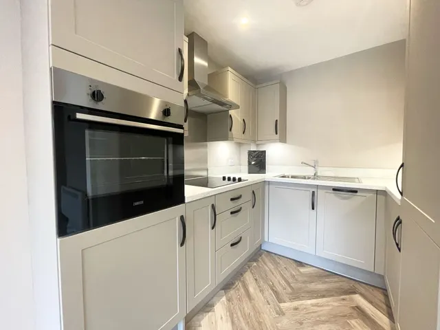 Minerva Place, Lymm, photo 3